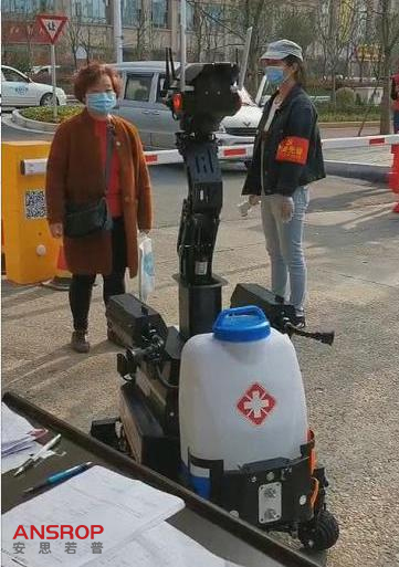 ASR-D03机器人进行检测体温及安防巡检